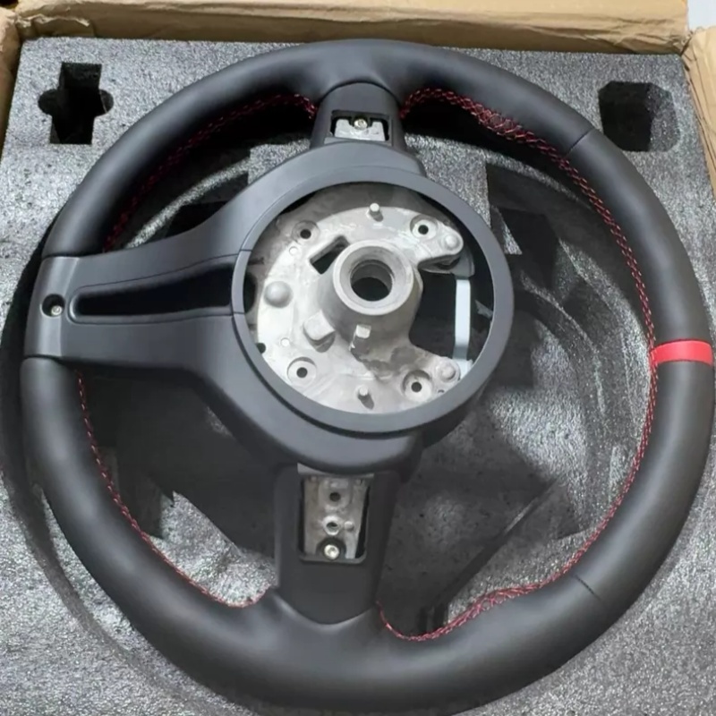 Volante in Pelle per Auto BMW  - Interior Design Application recensione e prezzo